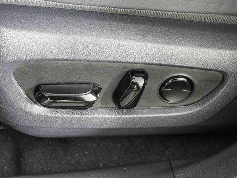 Used 2025 Lexus RX 350h w/ Convenience Package image 20