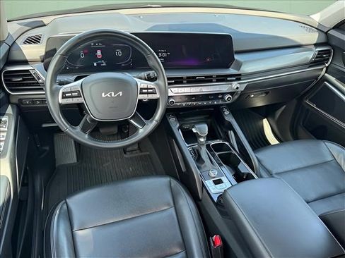 Used 2025 Kia Telluride S FWD image 14