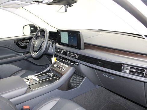 New 2026 Lincoln Aviator Reserve image 30