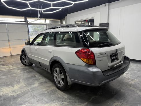 Used 2005 Subaru Outback 3.0R L.L. Bean AWD/4WD image 3