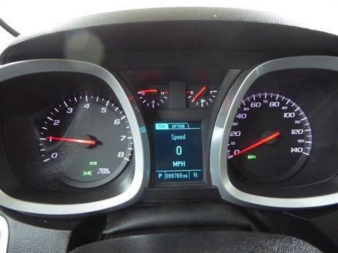 Used 2015 Chevrolet Equinox LTZ image 12