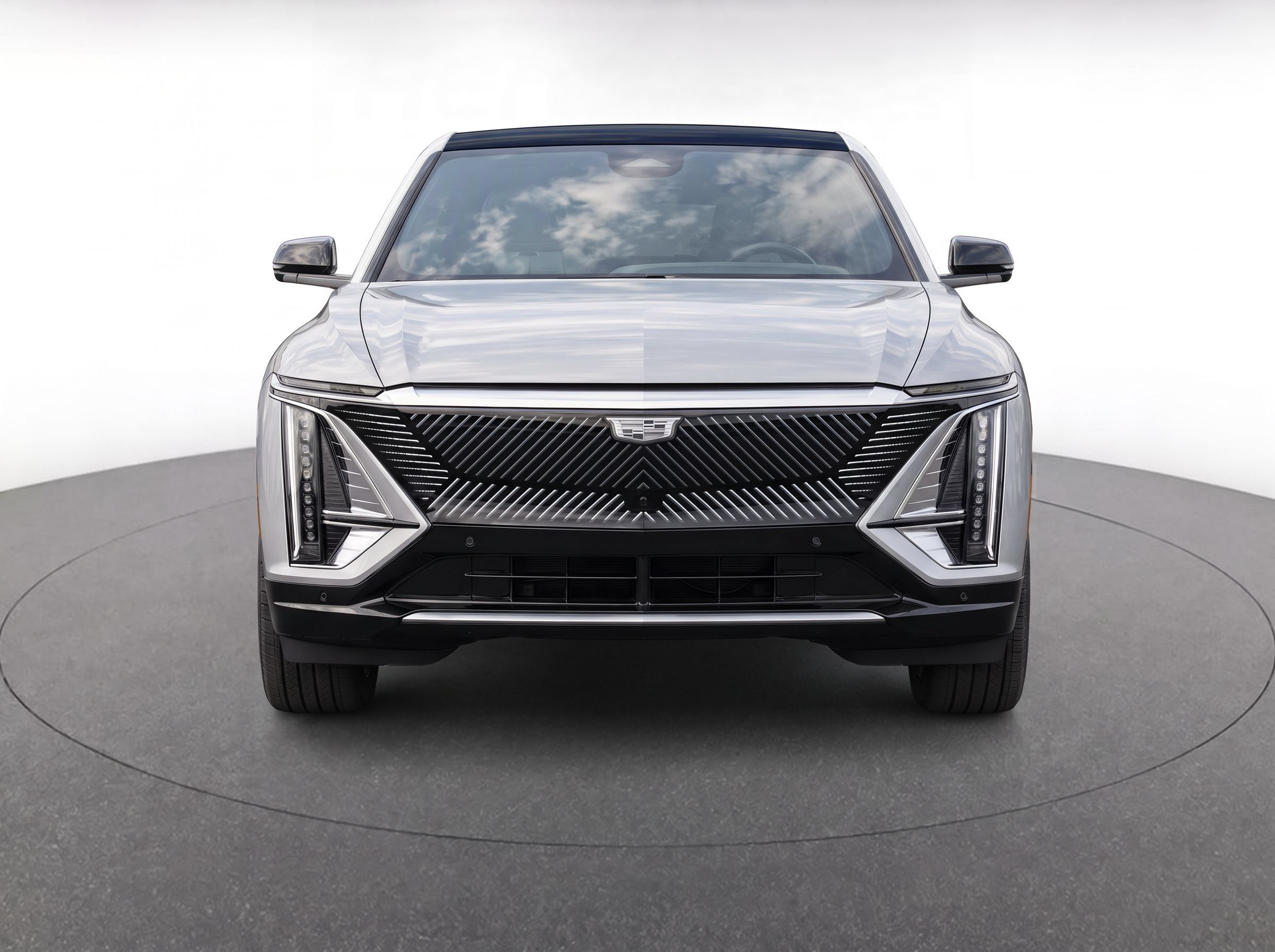 Used 2024 Cadillac Lyriq Luxury RWD image 5