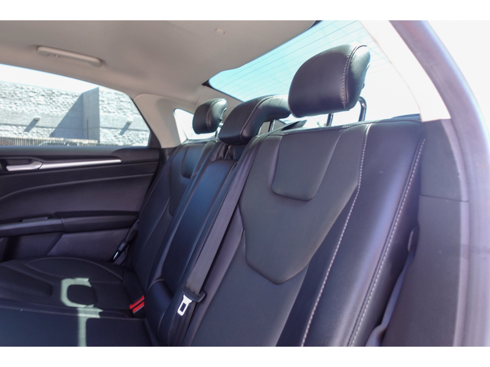 Used 2019 Ford Fusion Energi Titanium FWD image 22