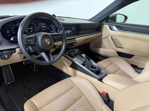 Certified 2021 Porsche 911 Carrera 4S image 4