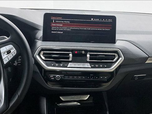 Used 2024 BMW X3 xDrive30i w/ Premium Package w/ZPA image 8