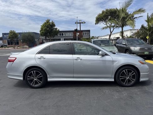Used 2007 Toyota Camry SE FWD image 6