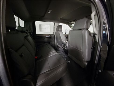 New 2026 GMC Sierra 2500 SLT w/ SLT Premium Package image 22