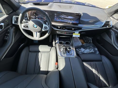 New 2026 BMW X7 M60i image 20