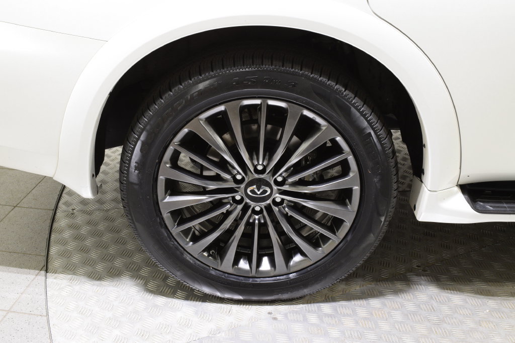 Certified 2024 INFINITI QX80 Sensory AWD/4WD image 38