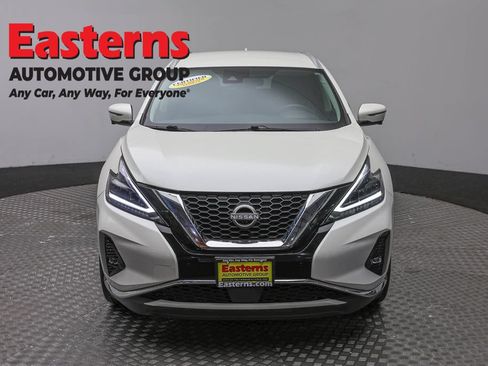 Used 2023 Nissan Murano SL AWD/4WD image 2
