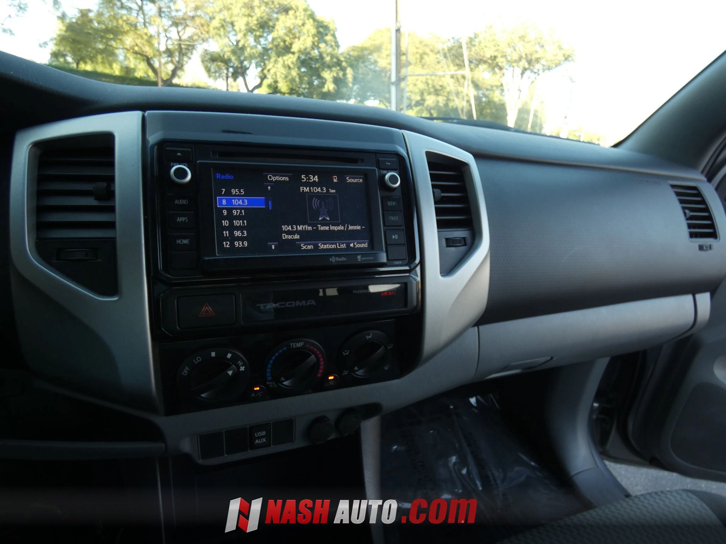Used 2015 Toyota Tacoma PreRunner w/ SR5 Package RWD image 44