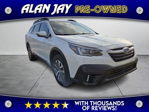Used 2021 Subaru Outback Premium image 1
