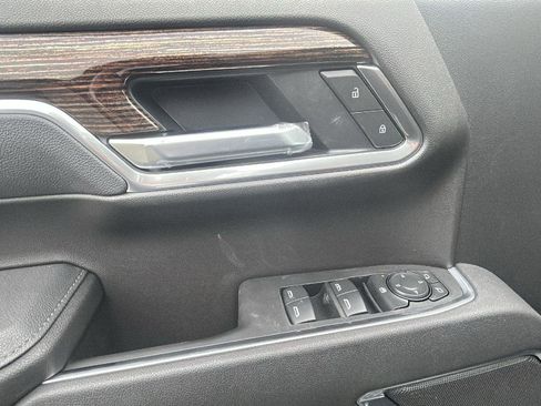 New 2026 GMC Sierra 1500 Elevation image 16