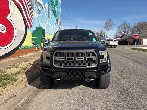 Used 2016 Ford F150 Lariat image 9