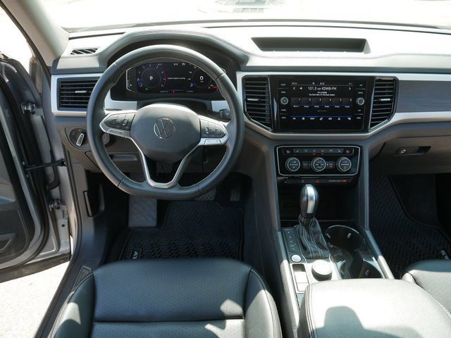 Certified 2023 Volkswagen Atlas SE w/ Black Wheel Package AWD/4WD image 22