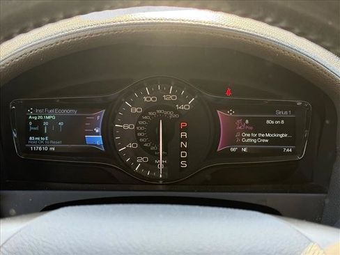 Used 2015 Lincoln MKX FWD w/ Equipment Group 101A image 10