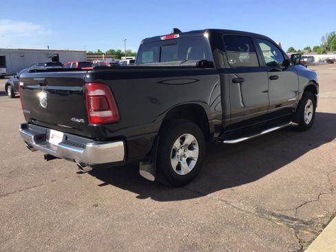 Used 2023 RAM 1500 Big Horn AWD/4WD image 9