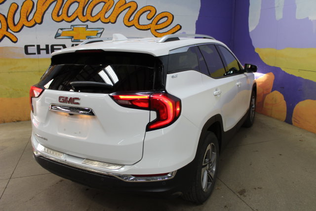 Used 2020 GMC Terrain SLT w/ Preferred Package FWD image 8