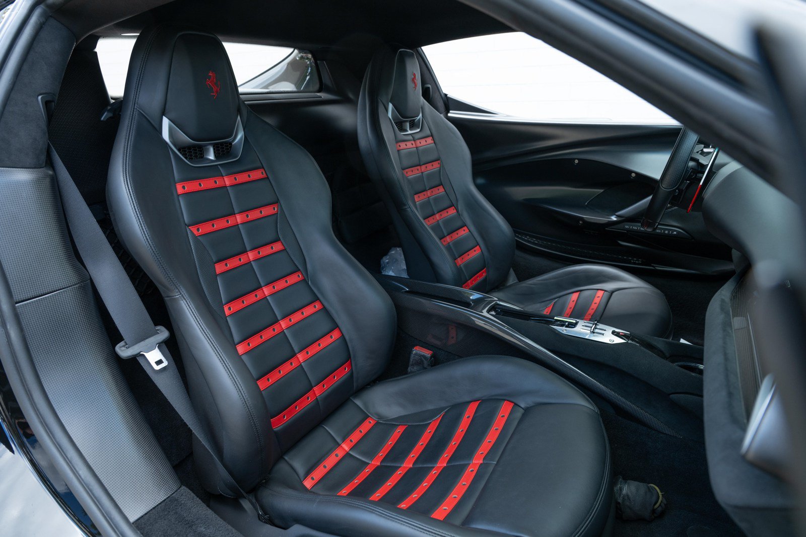 Used 2024 Ferrari 296 GTB RWD image 50