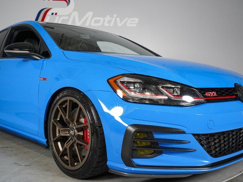 Used 2021 Volkswagen GTI SE FWD image 36