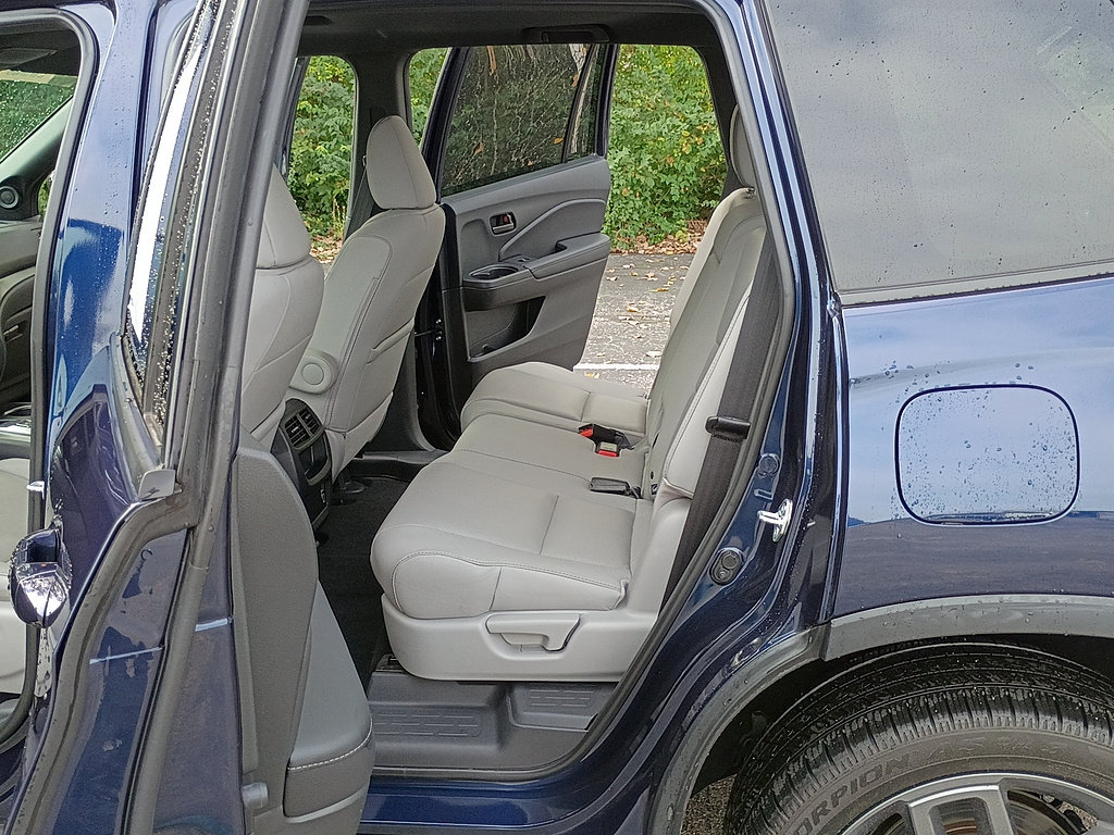 Certified 2022 Honda Passport EX-L image 13