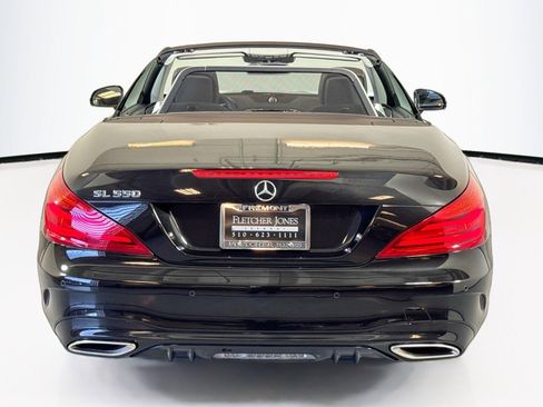 Used 2017 Mercedes-Benz SL 550 image 23