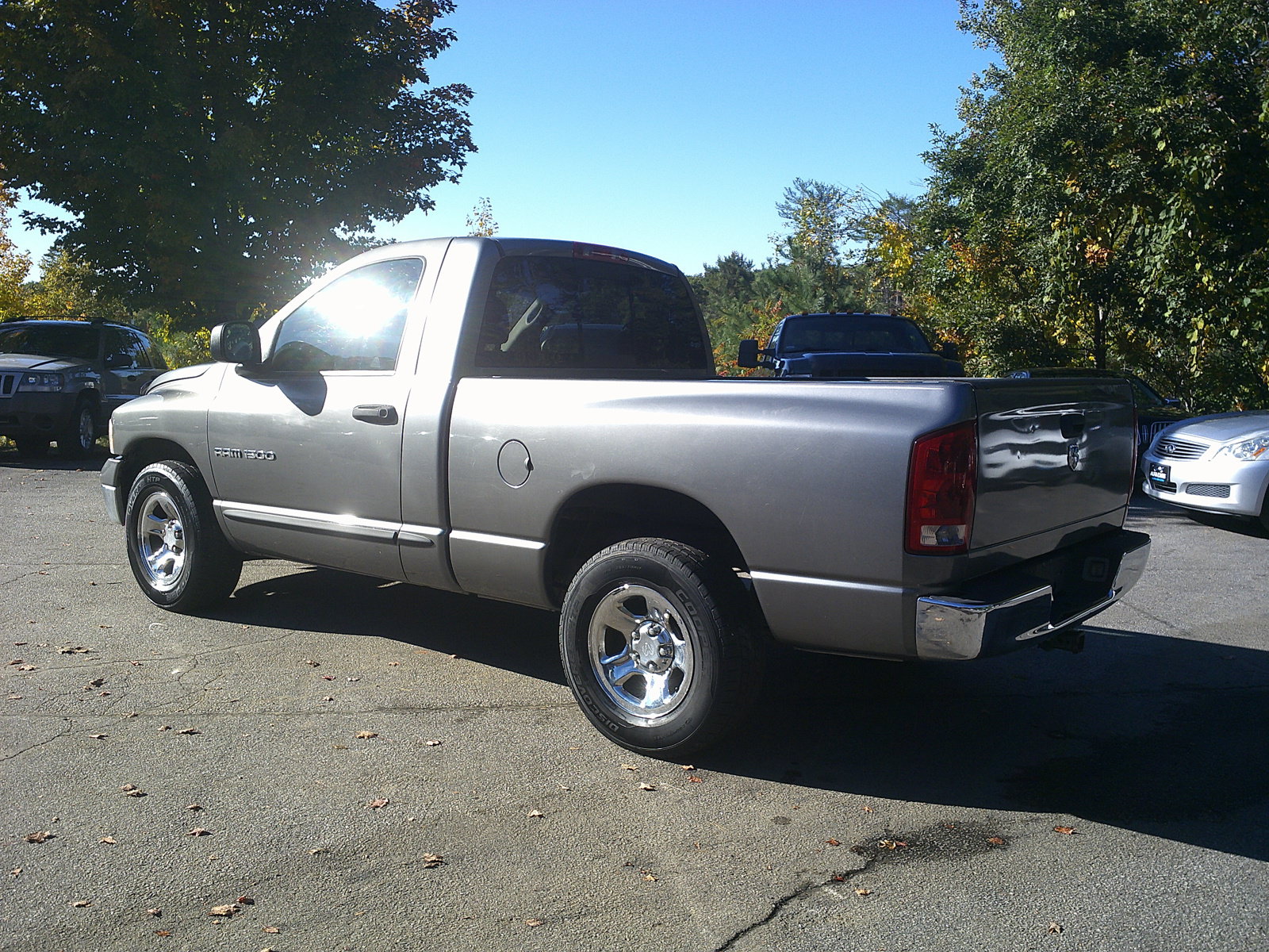 Used 2005 Dodge Ram 1500 Truck ST w/ ST Value Group RWD image 7