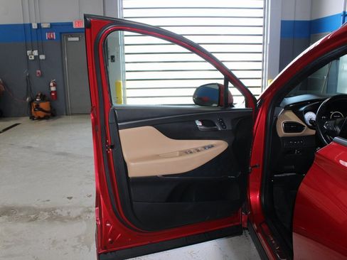 Used 2023 Hyundai Santa Fe Calligraphy image 9