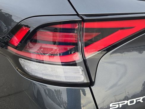 Certified 2024 Kia Sportage SX image 12