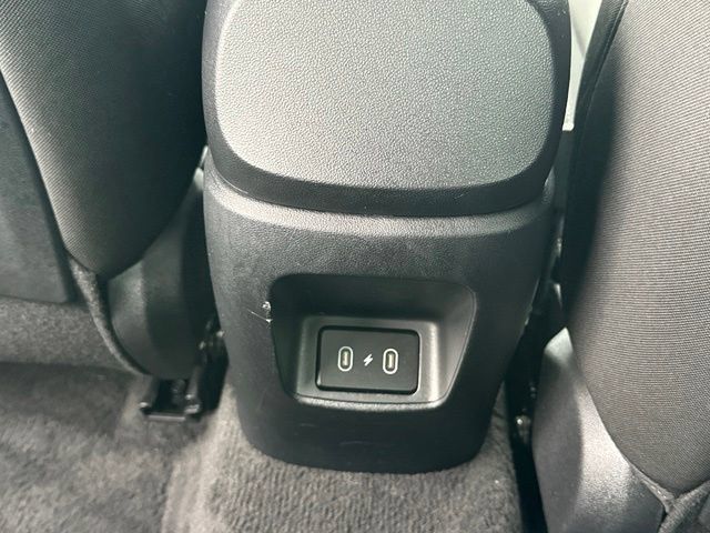 Used 2026 Hyundai Elantra Sport FWD image 29