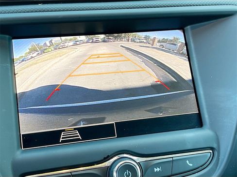 Used 2023 Chevrolet TrailBlazer LT image 13