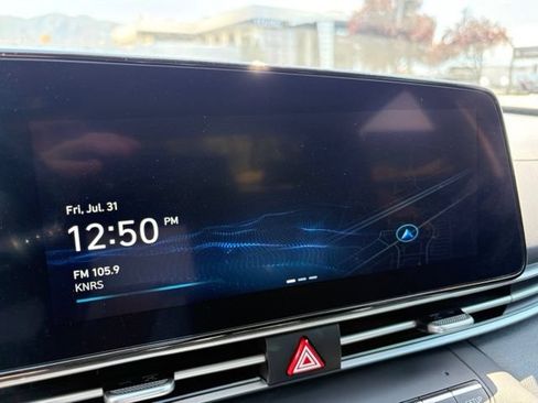 Used 2025 Hyundai Elantra SEL FWD image 22