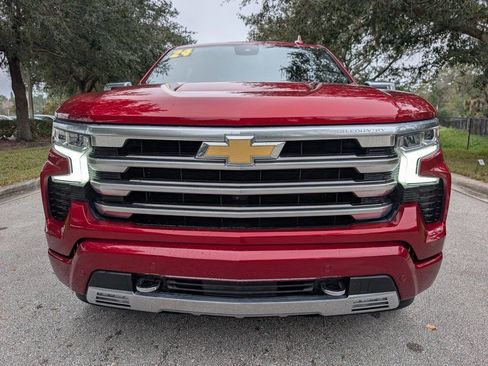 Used 2024 Chevrolet Silverado 1500 High Country w/ Z71 Off-Road Package image 2
