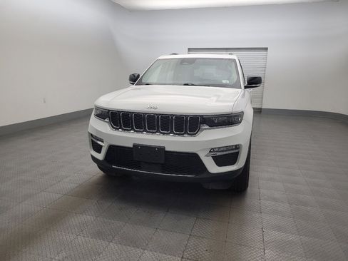 Used 2023 Jeep Grand Cherokee Limited image 15
