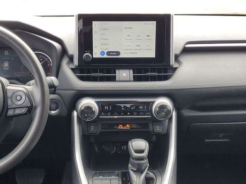 Used 2024 Toyota RAV4 XLE AWD/4WD image 24