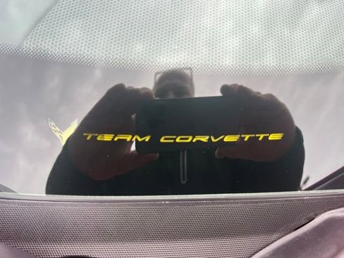 Used 2021 Chevrolet Corvette Stingray Premium Conv w/ Z51 Performance Package RWD image 9