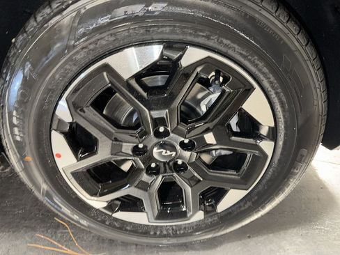 New 2026 Kia Sorento S image 12