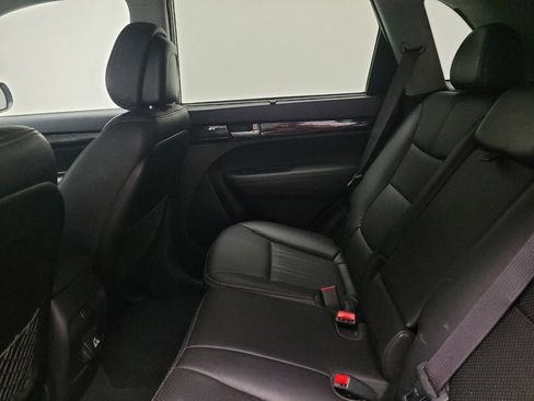 Used 2014 Kia Sorento EX image 18