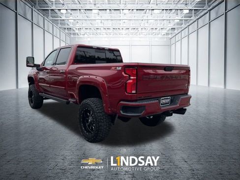 Used 2025 Chevrolet Silverado 2500 LTZ w/ LTZ Premium Package image 6