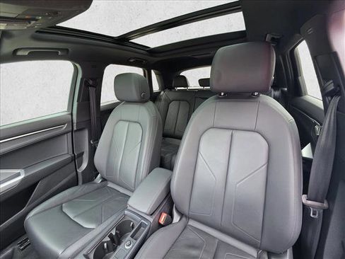 Certified 2024 Audi Q3 2.0T Premium image 15