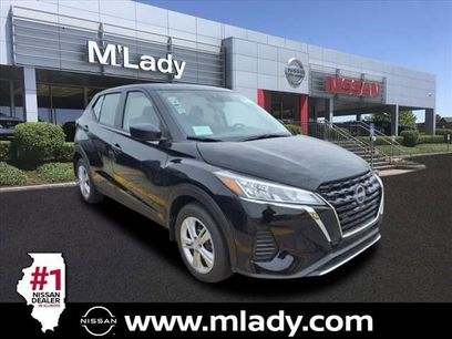 New 2025 Nissan Kicks Play S