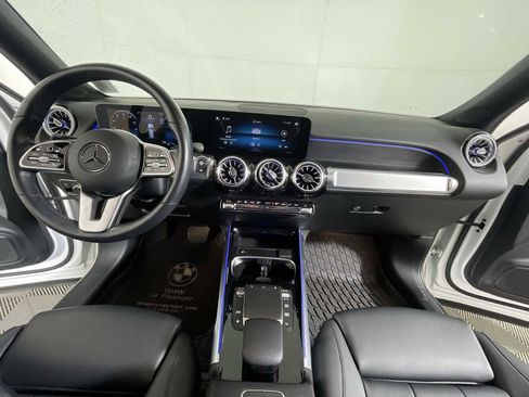 Used 2023 Mercedes-Benz GLB 250 4MATIC image 16