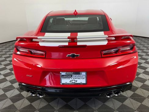 Used 2017 Chevrolet Camaro SS RWD image 5