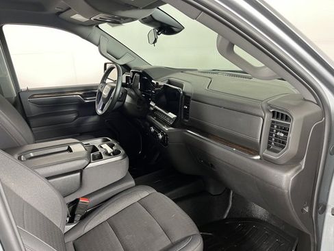 Used 2024 GMC Sierra 1500 Elevation w/ LPO, Elevation Black Package image 42