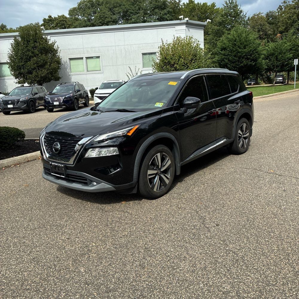 Used 2021 Nissan Rogue SL w/ Premium Package AWD/4WD image 2