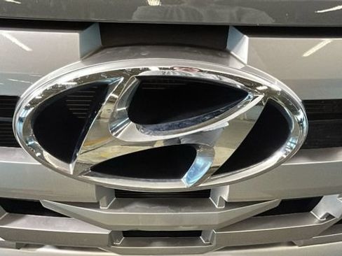 Used 2024 Hyundai Santa Cruz SEL FWD image 9