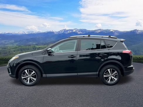 Used 2016 Toyota RAV4 XLE AWD/4WD image 2