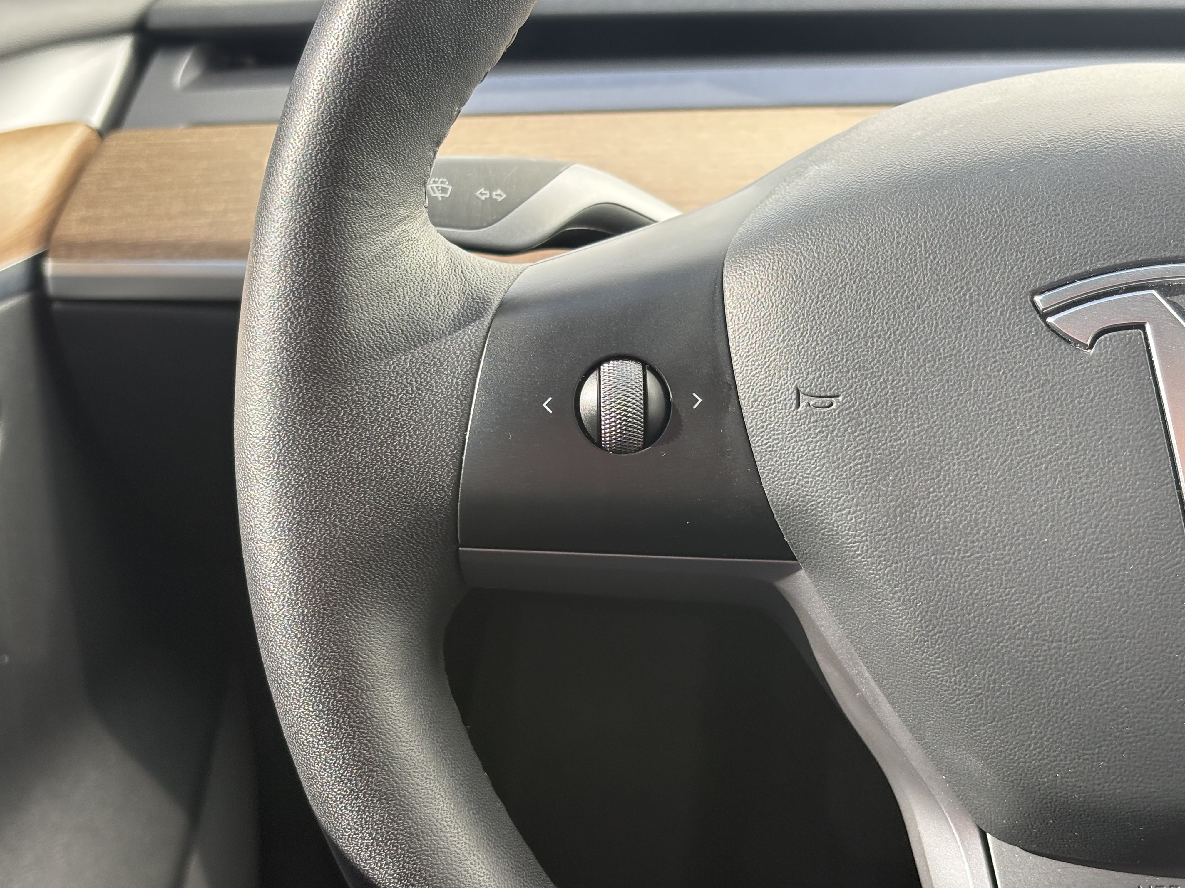 Used 2022 Tesla Model 3 RWD image 13