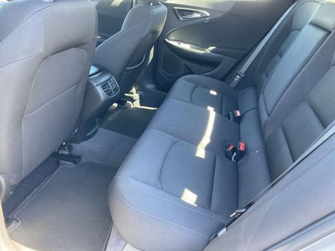 Used 2024 Chevrolet Malibu LT image 28