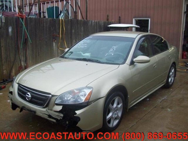 Used 2003 Nissan Altima 3.5 SE FWD image 3